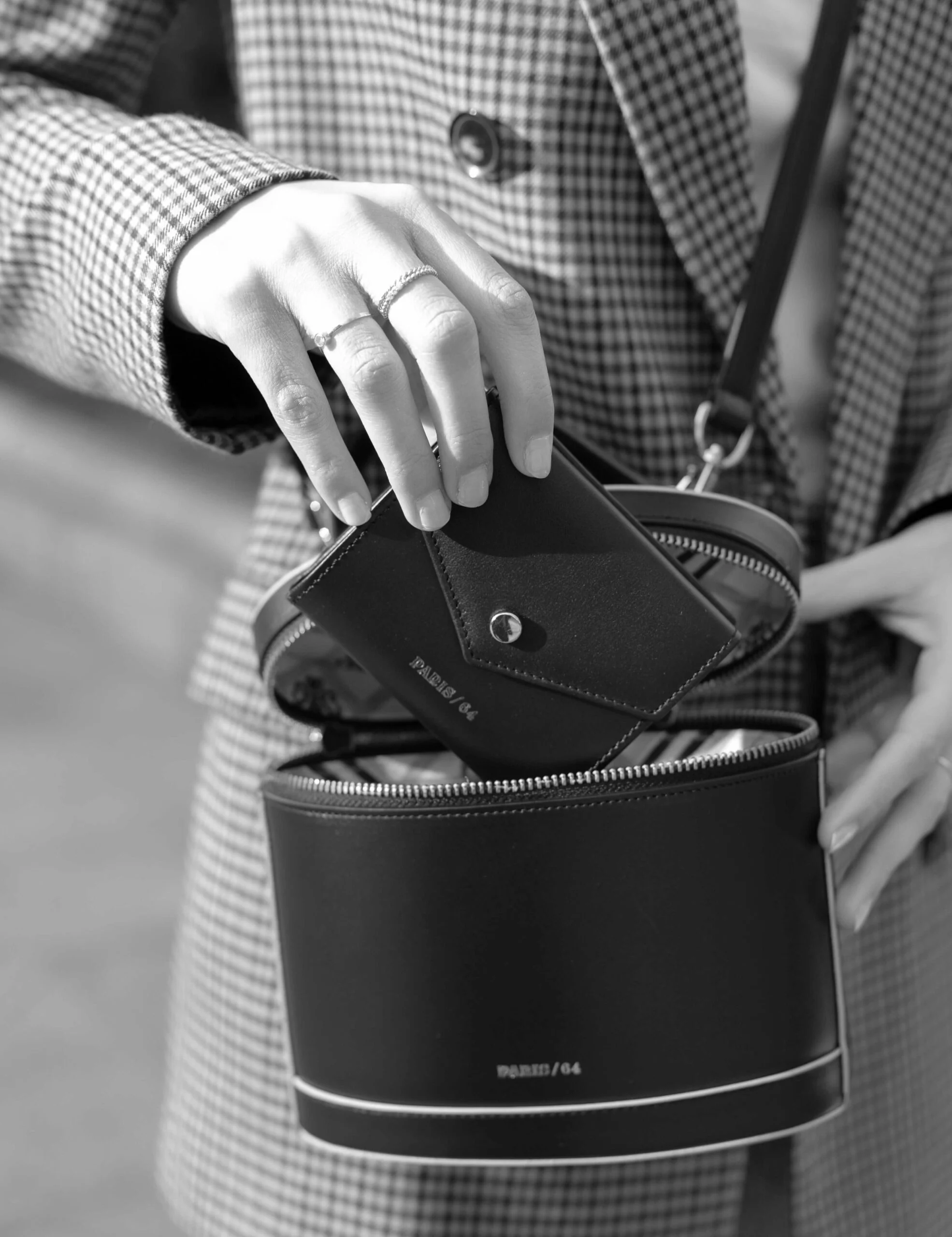 Cartera Mini Rivoli Burdeos - Image 6